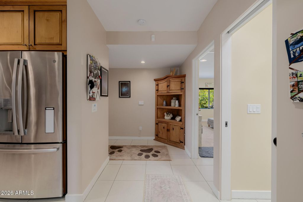 Image 42 of property listing at 4942 E WHITTON Avenue, Phoenix, AZ 85018