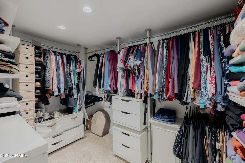 Image 53 of property listing at 4942 E WHITTON Avenue, Phoenix, AZ 85018