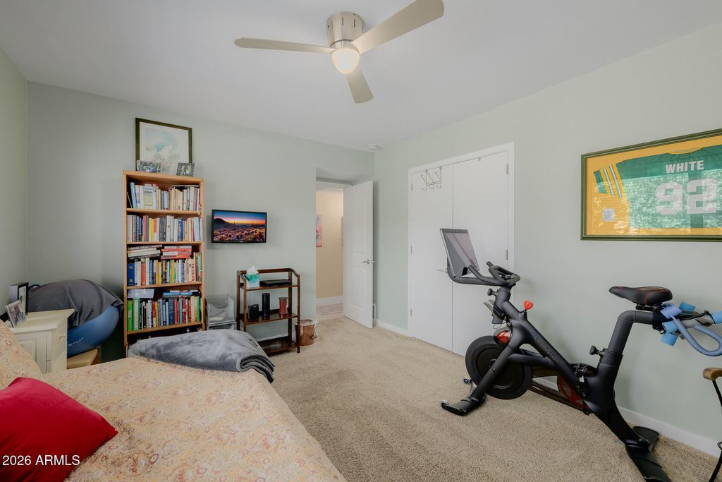 Image 54 of property listing at 4942 E WHITTON Avenue, Phoenix, AZ 85018