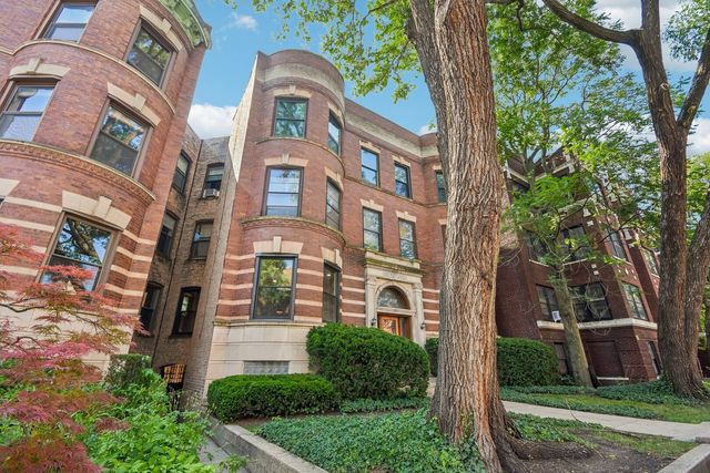 5218 S Dorchester Avenue 1, Chicago, IL 60615