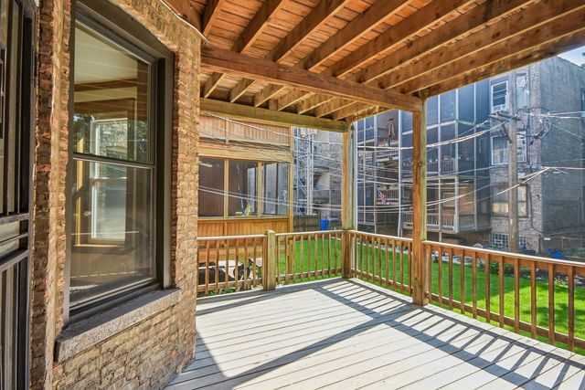5218 S Dorchester Avenue 1, Chicago, IL 60615