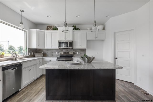 12517 Quail Drive, Bellevue, NE 68123