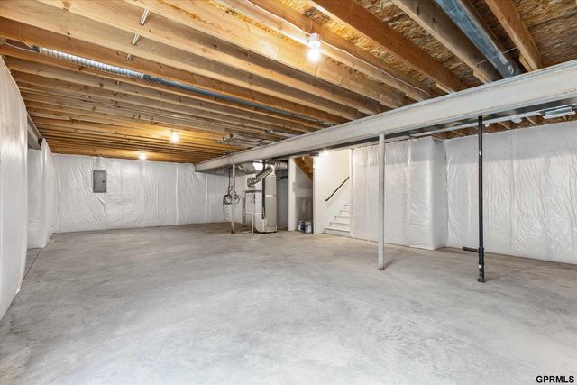 12517 Quail Drive, Bellevue, NE 68123