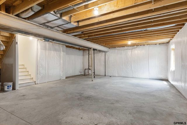 12517 Quail Drive, Bellevue, NE 68123