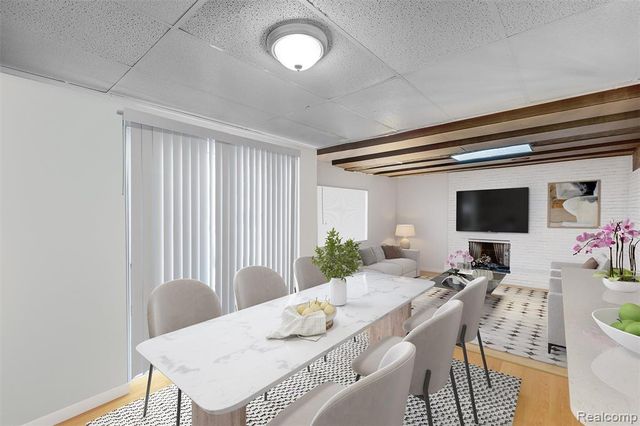 21720 Pembroke Avenue, Detroit, MI 48219