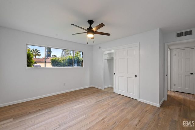 421 Montalvo Drive, Bakersfield, CA 93309