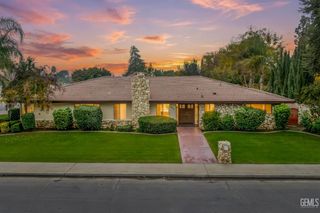 421 Montalvo Drive, Bakersfield, CA 93309