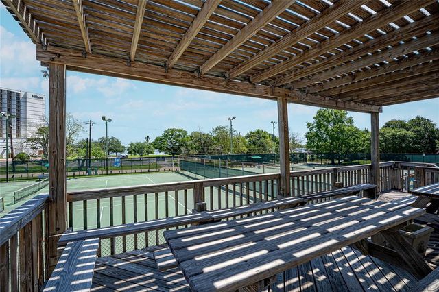 2729 Lighthouse Drive, Houston, TX 77058