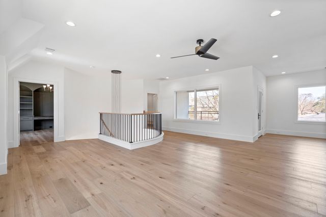 7159 Wildgrove Avenue, Dallas, TX 75214