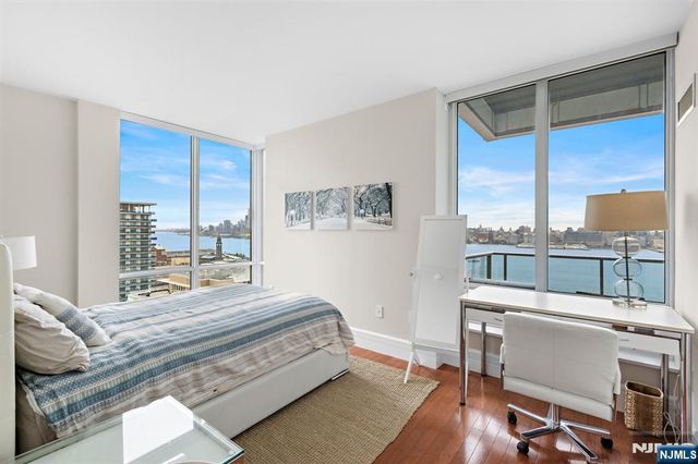 1 Shore Lane 2707, Jersey City, NJ 07310