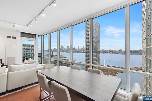 1 Shore Lane 2707, Jersey City, NJ 07310