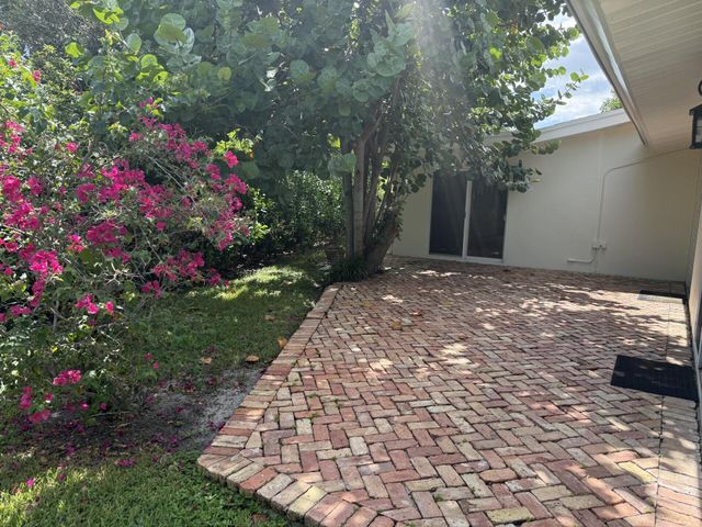 228 Lake Terrace, Delray Beach, FL 33444