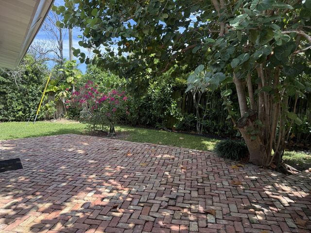 228 Lake Terrace, Delray Beach, FL 33444