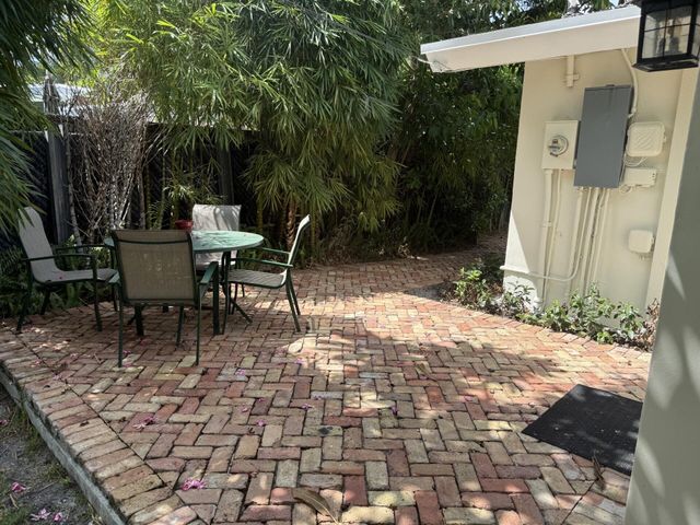 228 Lake Terrace, Delray Beach, FL 33444