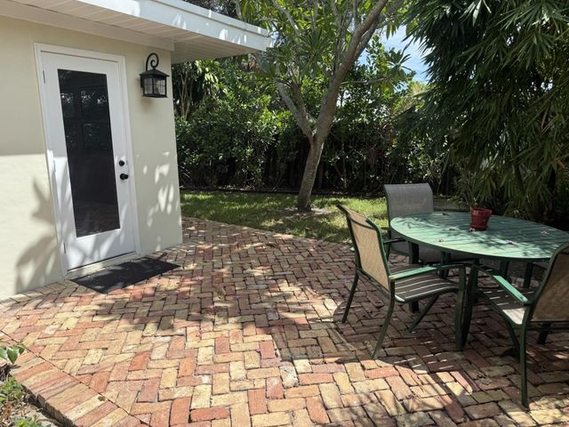 228 Lake Terrace, Delray Beach, FL 33444