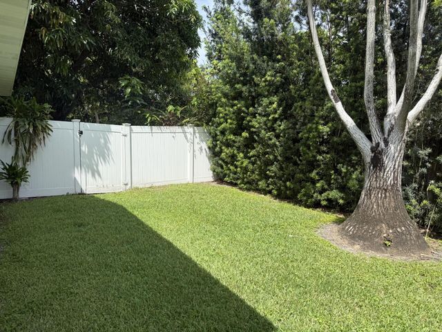 228 Lake Terrace, Delray Beach, FL 33444