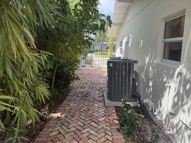 228 Lake Terrace, Delray Beach, FL 33444