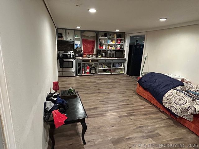 581 Dozer Bend, Eufaula, OK 74432