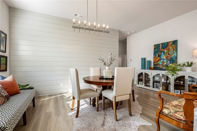 6207 SW Prism Path Street, Bentonville, AR 72713