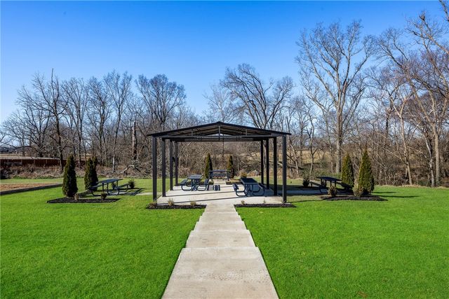 6207 SW Prism Path Street, Bentonville, AR 72713