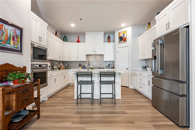 6207 SW Prism Path Street, Bentonville, AR 72713