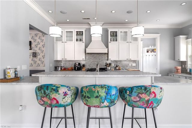 211 69th ST, Virginia Beach, VA 23451