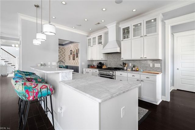 211 69th ST, Virginia Beach, VA 23451