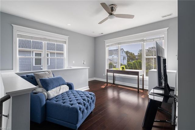 211 69th ST, Virginia Beach, VA 23451