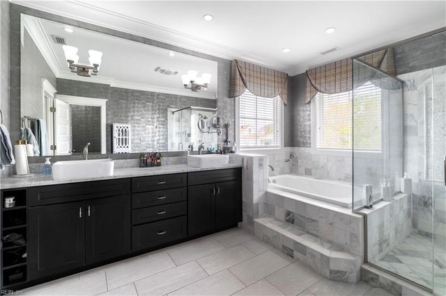 211 69th ST, Virginia Beach, VA 23451