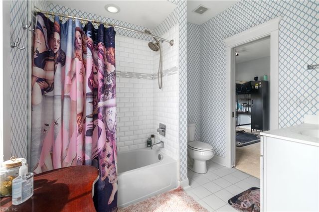 211 69th ST, Virginia Beach, VA 23451