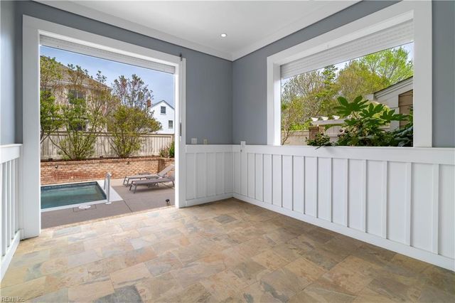 211 69th ST, Virginia Beach, VA 23451