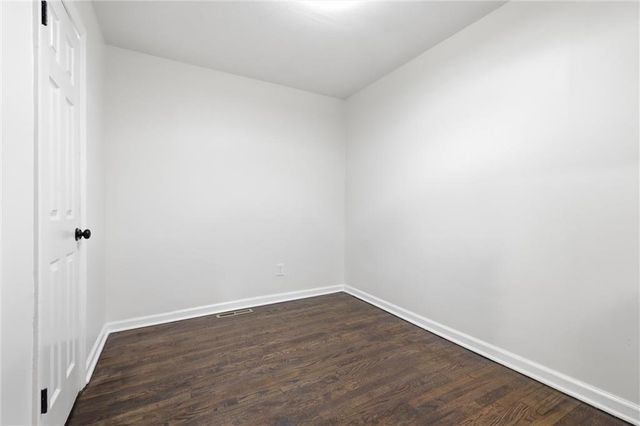 10518 Palmer Avenue, Kansas City, MO 64134