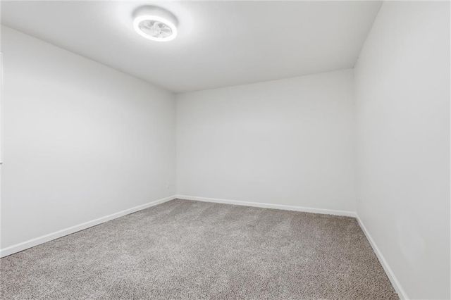 10518 Palmer Avenue, Kansas City, MO 64134