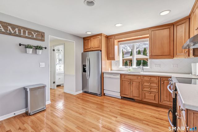 155 Blueberry Lane, Stratford, CT 06614