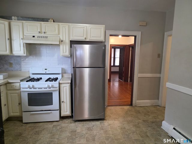 156 Fairfield Avenue, Hartford, CT 06114