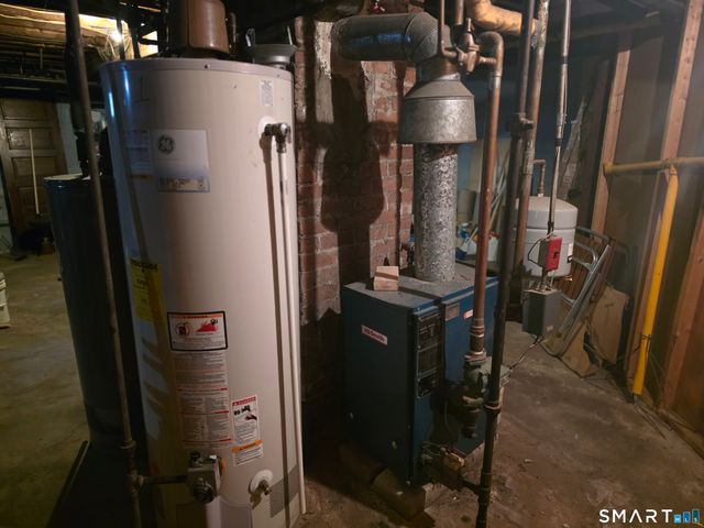 156 Fairfield Avenue, Hartford, CT 06114