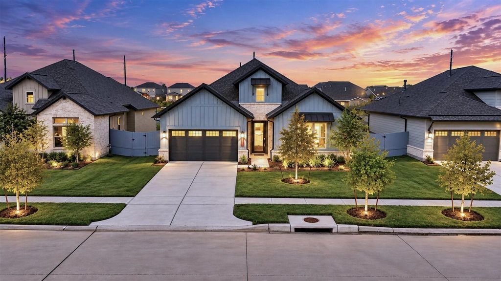 32510 Ebony Jewelwing Court, Fulshear, TX 77441