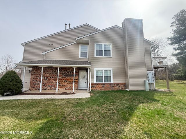 15 Lindsey Circle 15, Old Bridge, NJ 08857