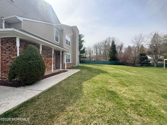 15 Lindsey Circle 15, Old Bridge, NJ 08857