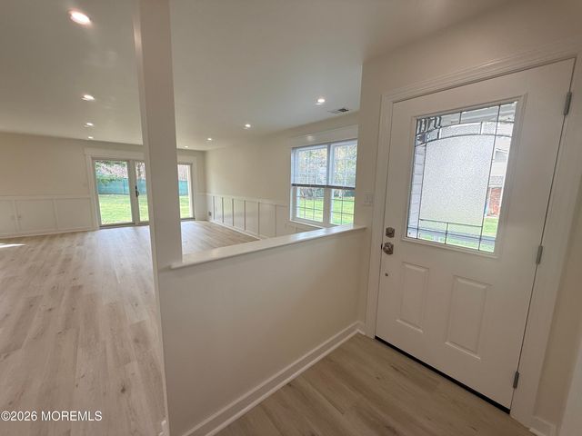 15 Lindsey Circle 15, Old Bridge, NJ 08857