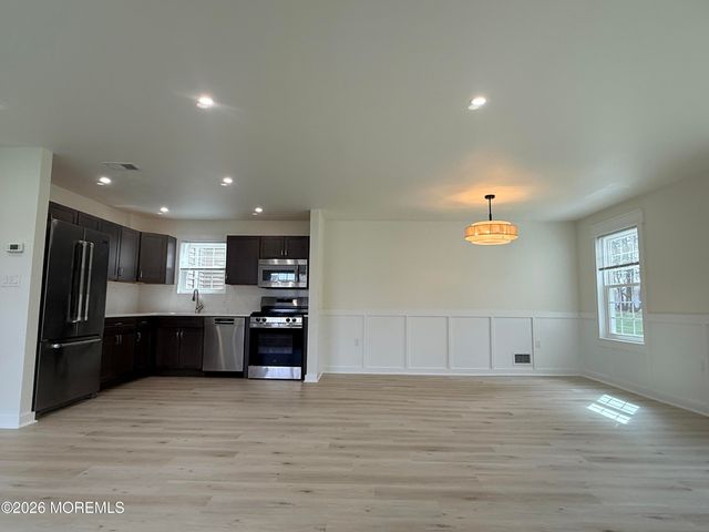 15 Lindsey Circle 15, Old Bridge, NJ 08857