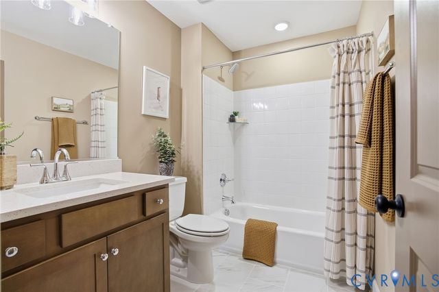 1108 Oriole Landing Ln, Manakin Sabot, VA 23103