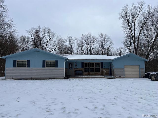 2681 Flint River Road, Lapeer, MI 48446