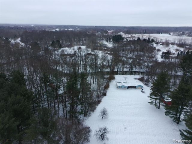 2681 Flint River Road, Lapeer, MI 48446