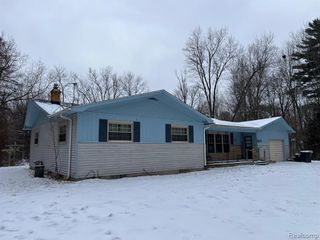2681 Flint River Road, Lapeer, MI 48446