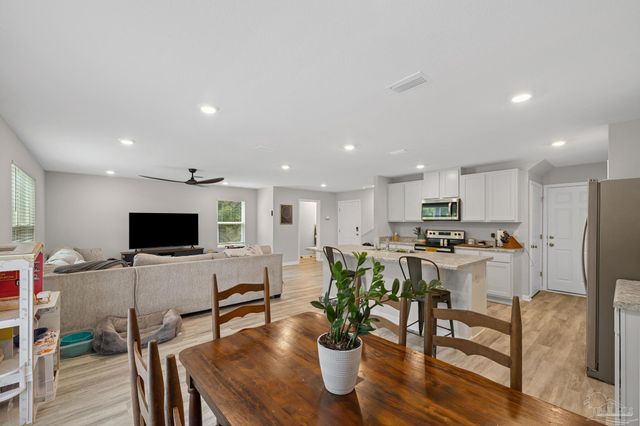 6064 Unbridled Loop, Pensacola, FL 32526