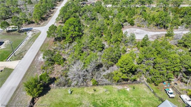 224 Debonair Way NW, Lake Placid, FL 33852