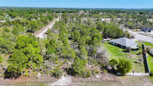 224 Debonair Way NW, Lake Placid, FL 33852