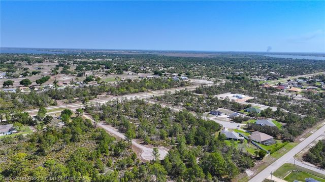 224 Debonair Way NW, Lake Placid, FL 33852