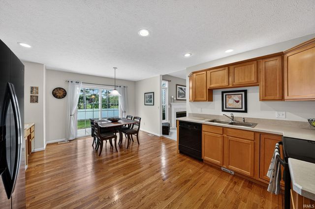 18316 Munich Ponds Drive, South Bend, IN 46637